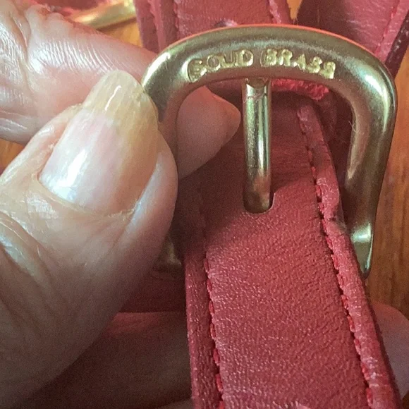 Elegant Vintage Coach Red Leather Backpack - joarbit.com display picture 1